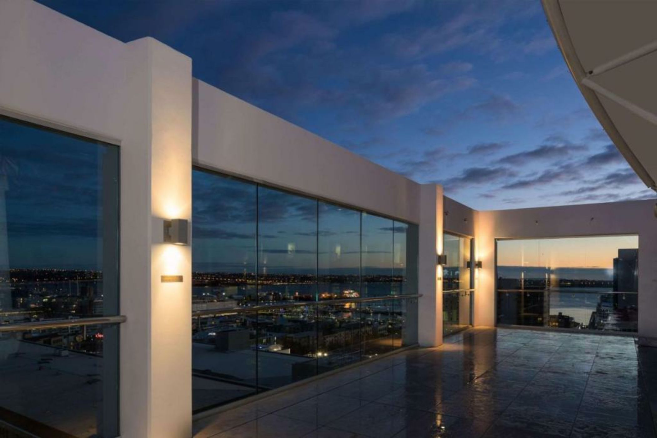 Rydges Auckland