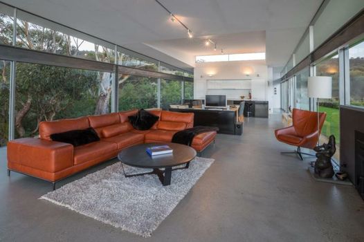 Avalon Coastal Retreat