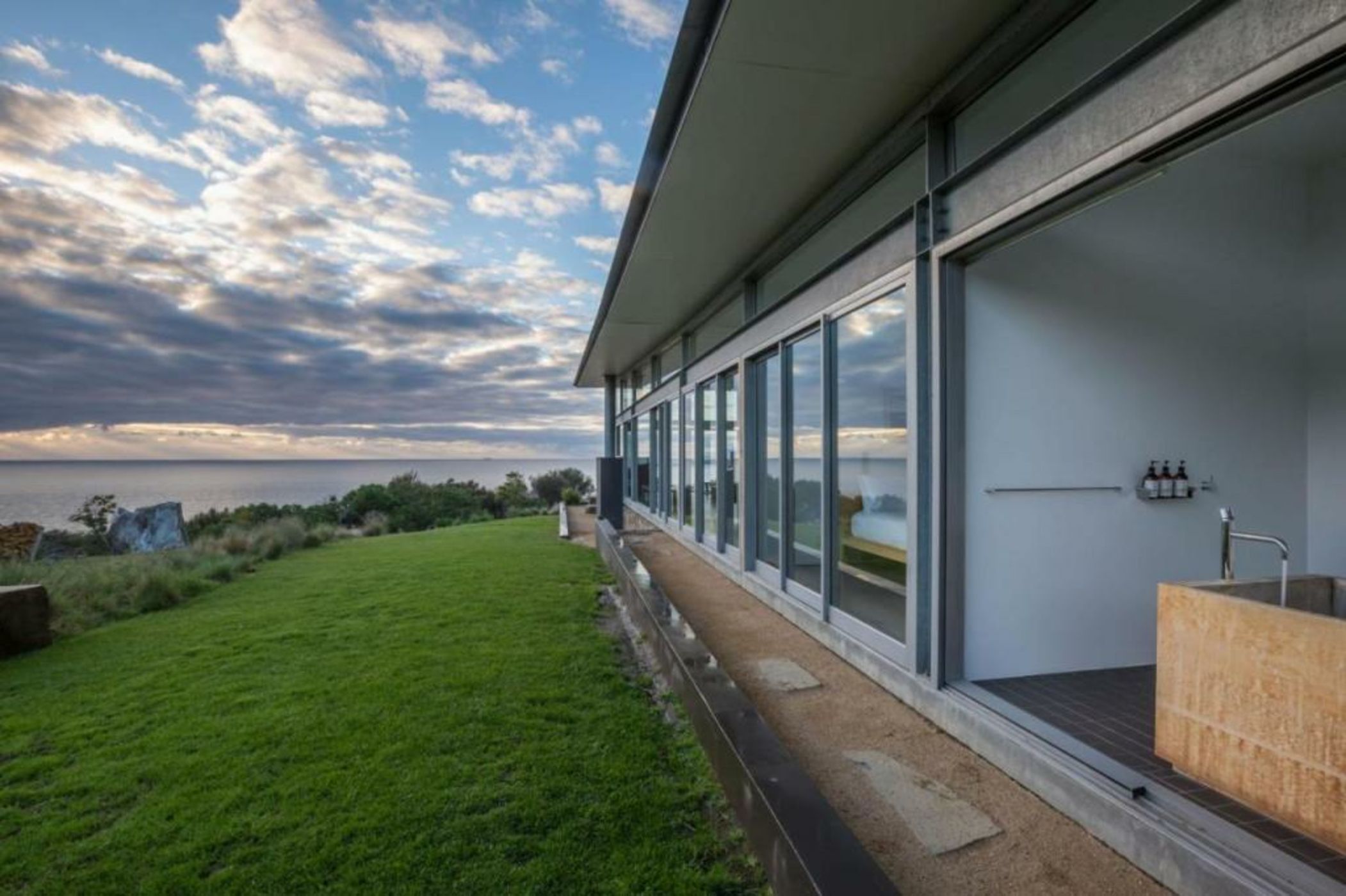 Avalon Coastal Retreat
