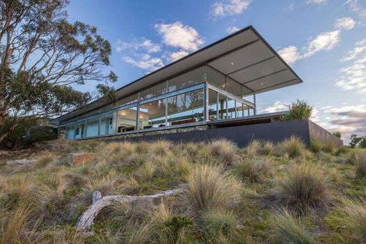 Avalon Coastal Retreat
