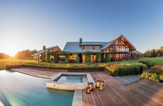 Spicers Peak Lodge
