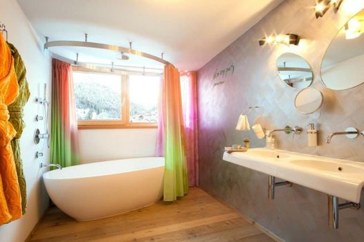 Raffl's Tyrol Hotel