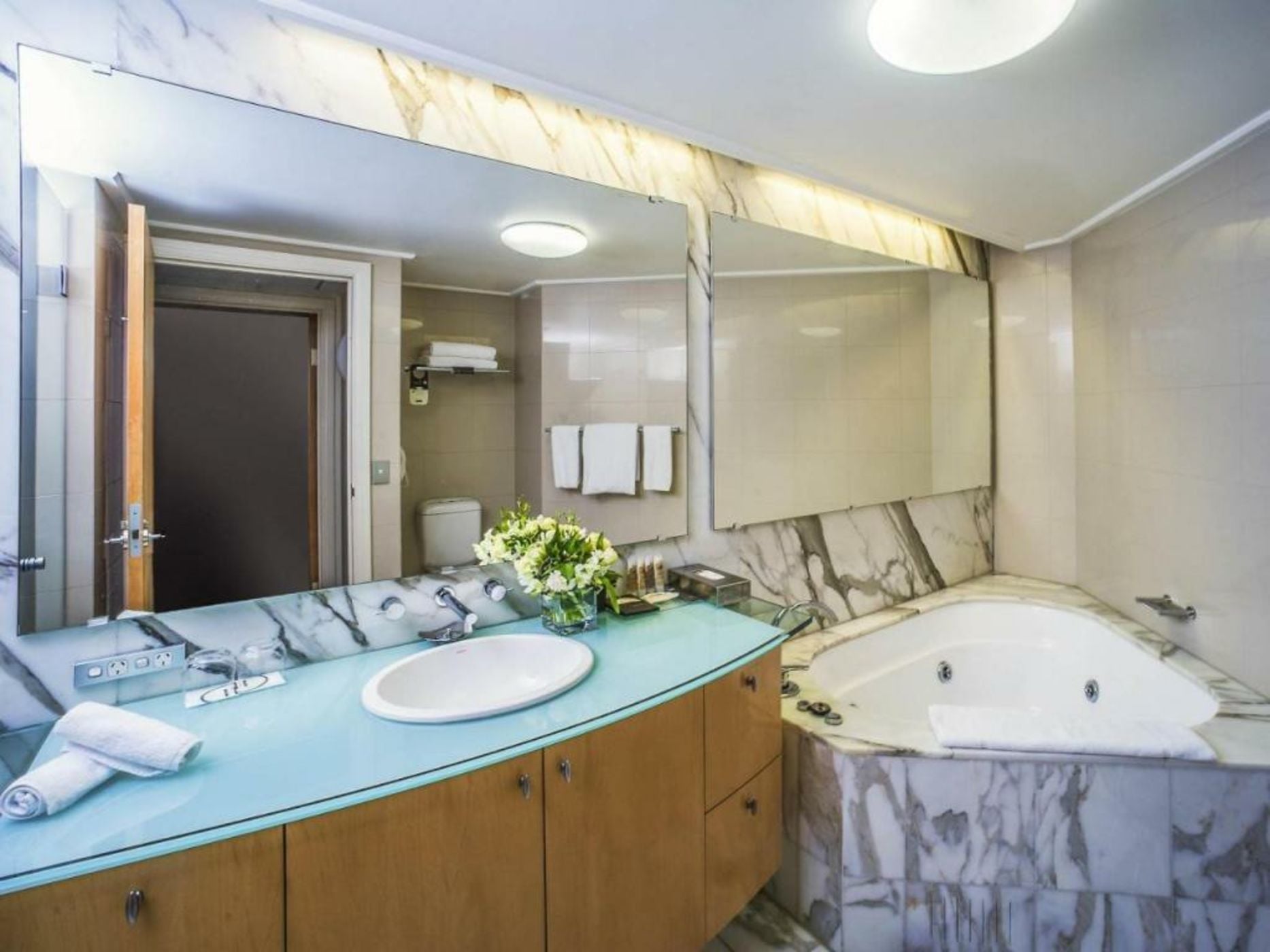 Pullman Quay Grand Sydney Harbour