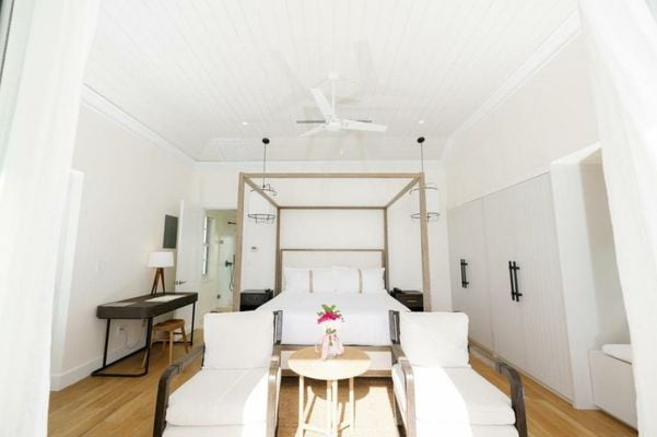 Pink Sands Resort