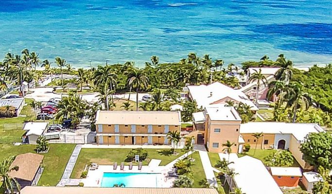 Orange Hill Beach Inn