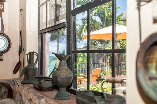 Orange Hill Beach Inn