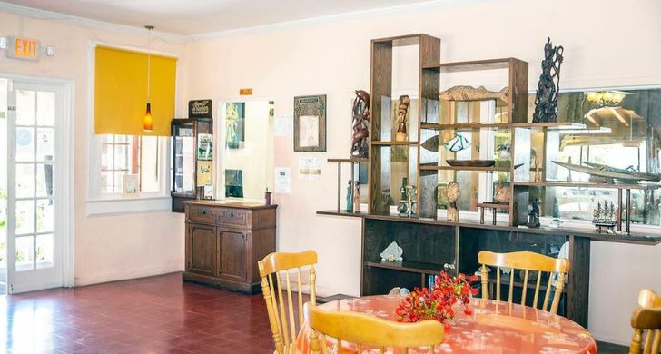 Orange Hill Beach Inn
