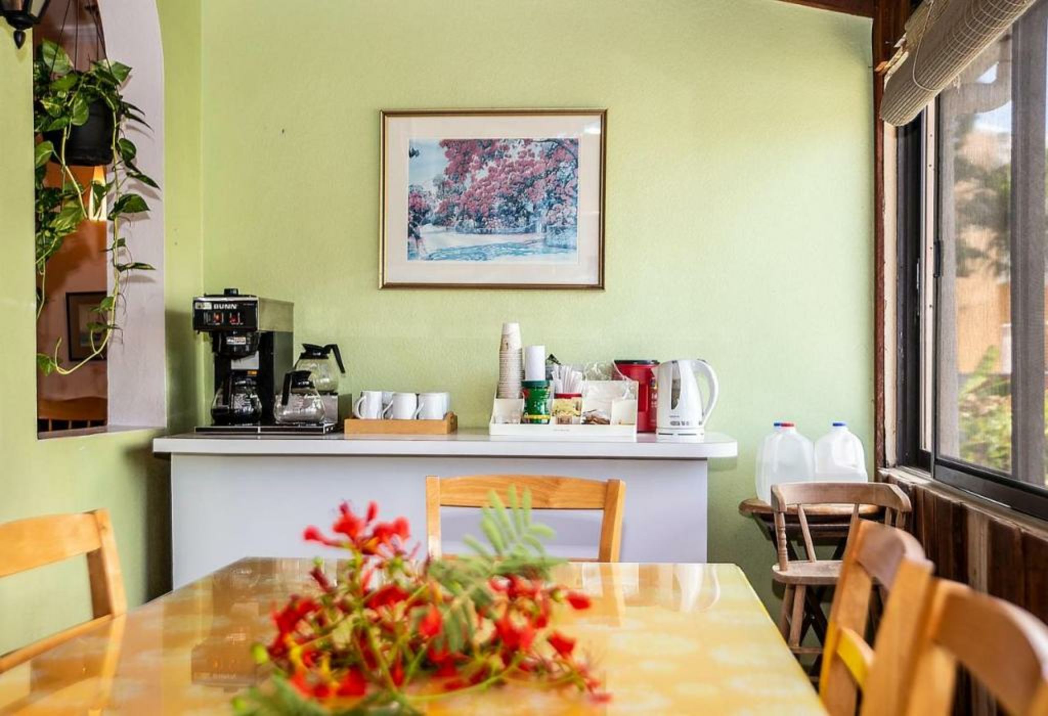 Orange Hill Beach Inn