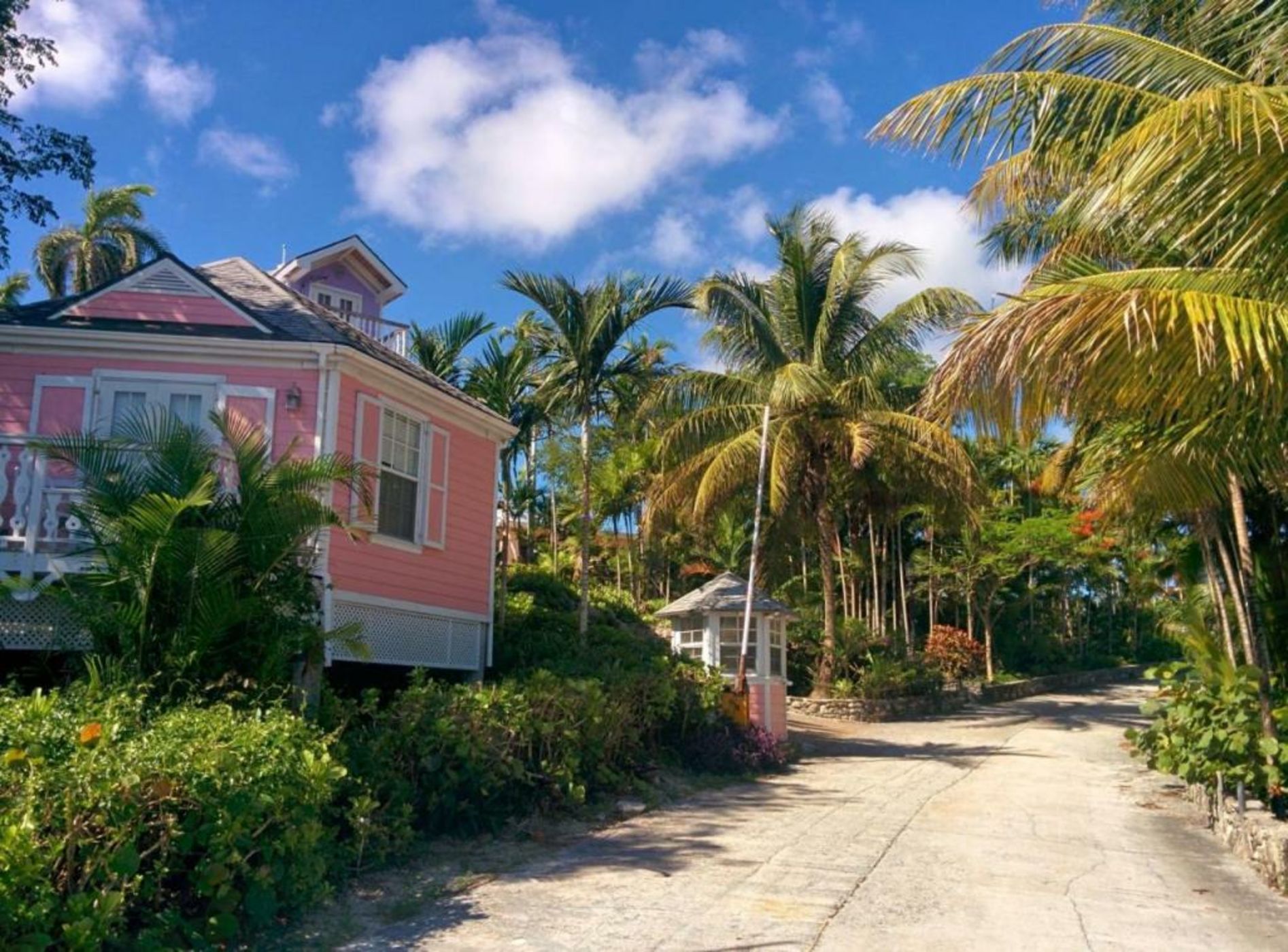 Orange Hill Beach Inn