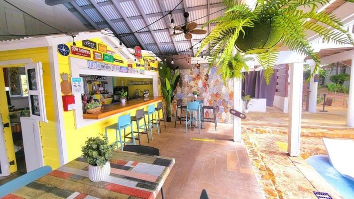 La Jamaca - An Island Vibe Hotel