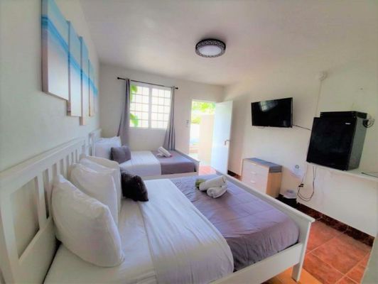 La Jamaca - An Island Vibe Hotel