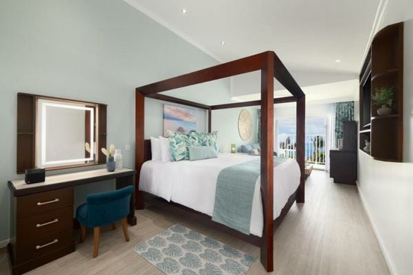 Coconut Bay Beach Resort & Spa All Inclusive