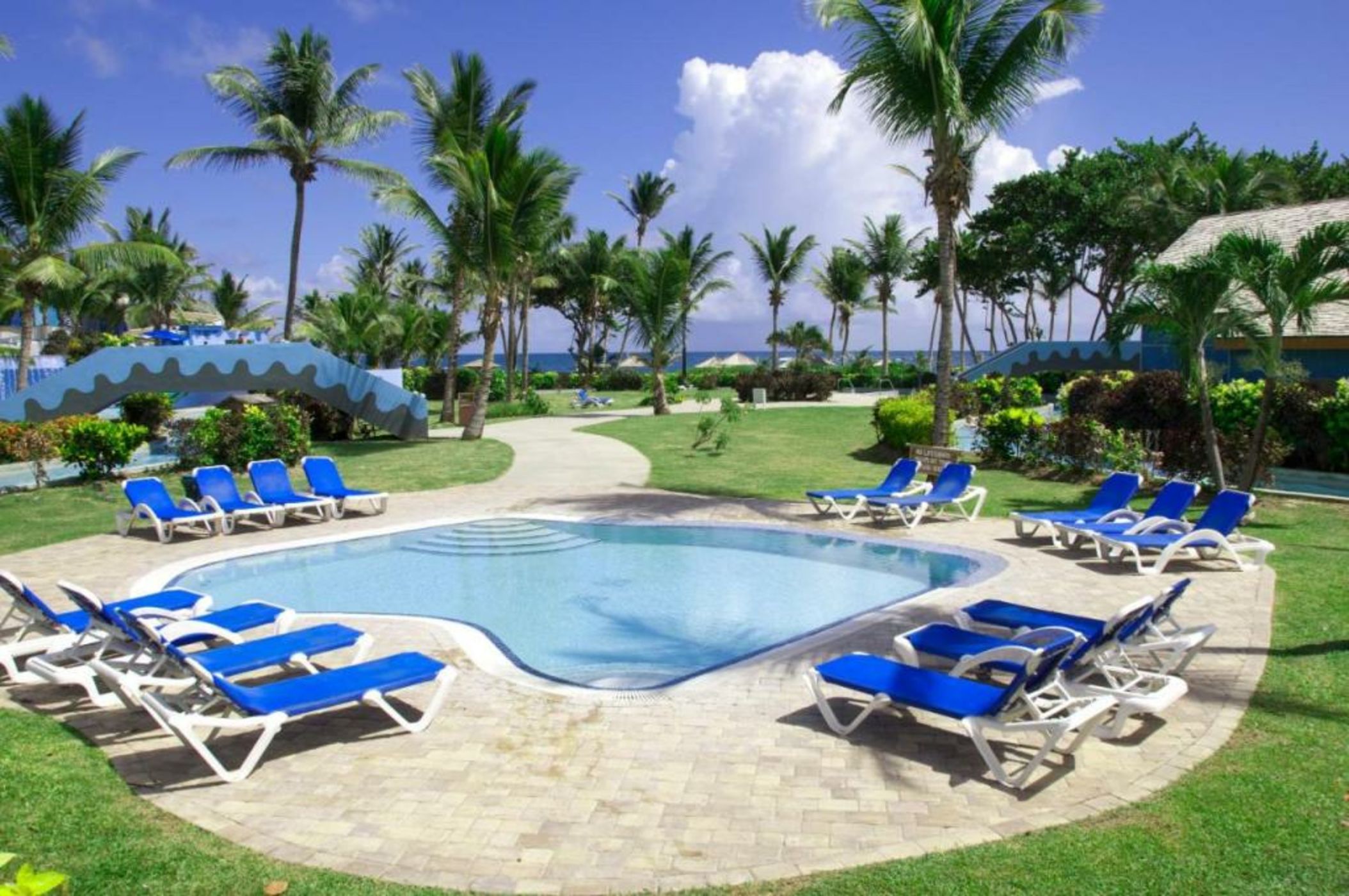 Coconut Bay Beach Resort & Spa All Inclusive