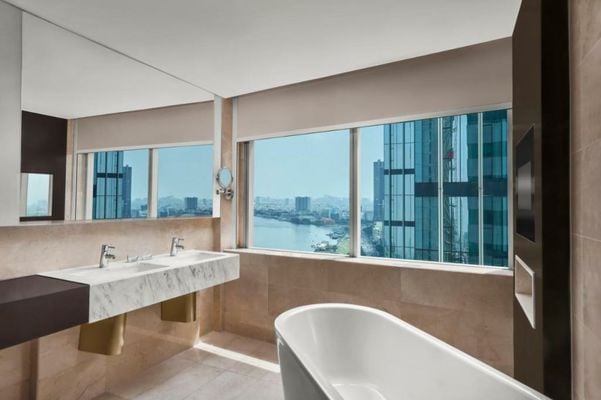 Le Meridien Saigon
