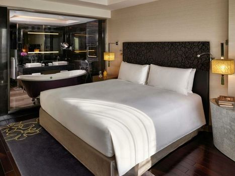 Sofitel Saigon Plaza