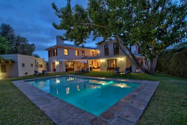 Nova Constantia Boutique Residence