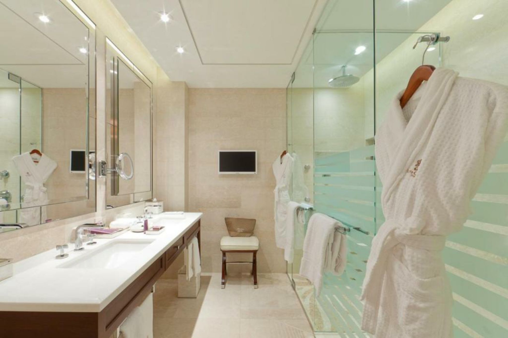 The Ritz-Carlton, Montreal