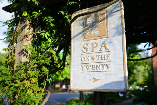 Inn On The Twenty