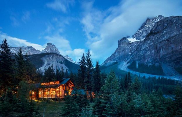 Cathedral Mountain Lodge