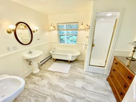 Otter's Pond Bed and Breakfast