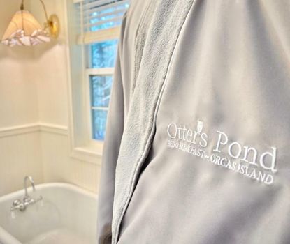 Otter's Pond Bed and Breakfast
