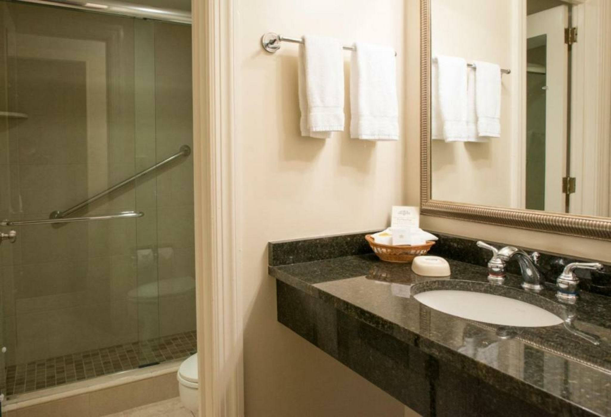 Kings Courtyard Inn