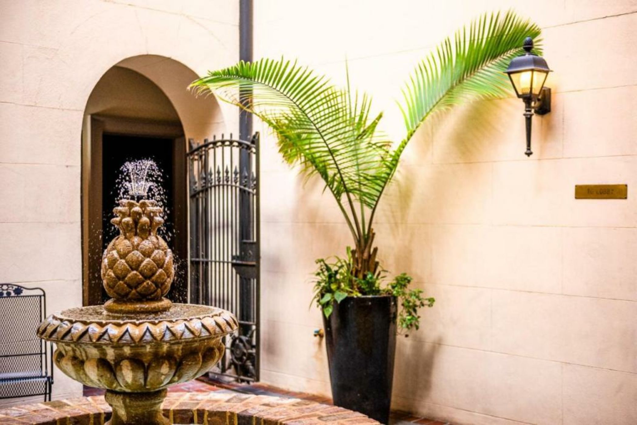 Kings Courtyard Inn