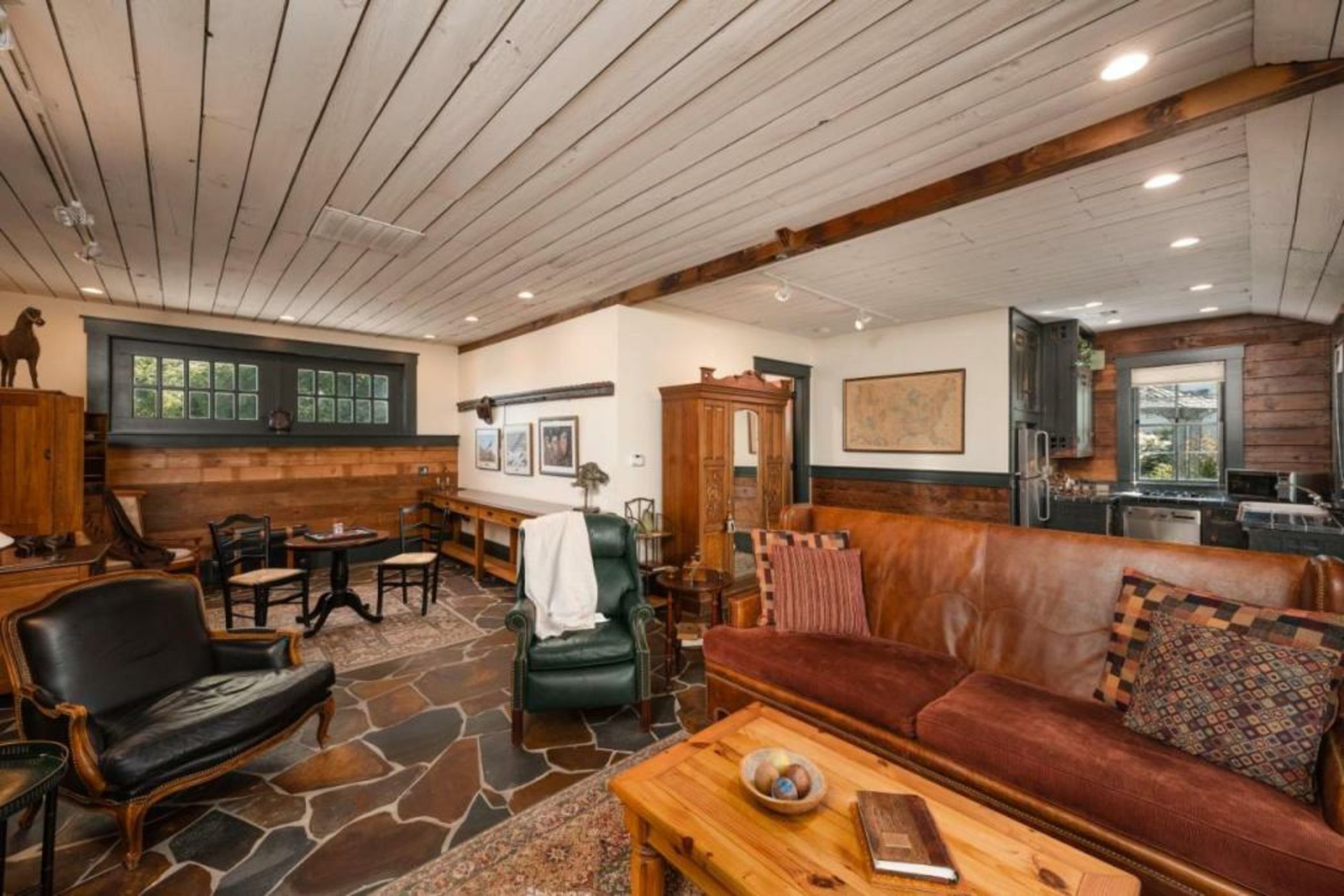 The Inn at Abeja