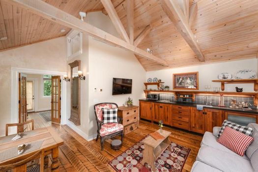 The Inn at Abeja
