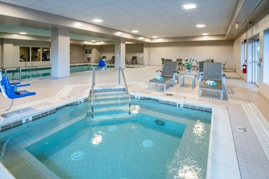 AmishView Inn & Suites