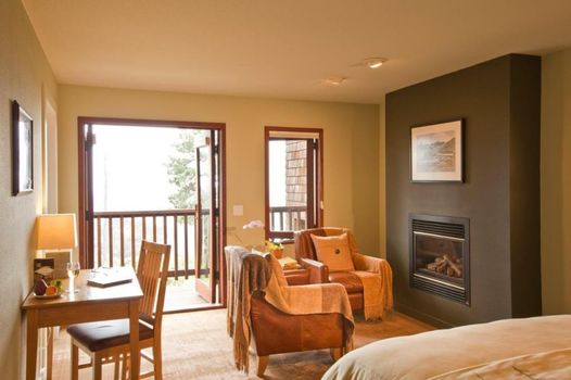 Brewery Gulch Inn & Spa