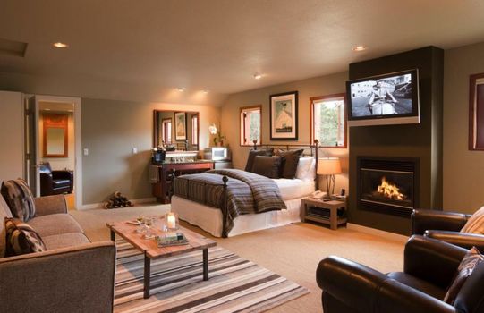 Brewery Gulch Inn & Spa