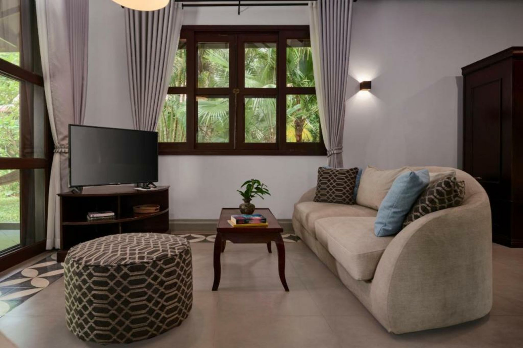 Samanea Beach Resort & Spa