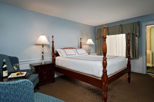 Dan'l Webster Inn and Spa
