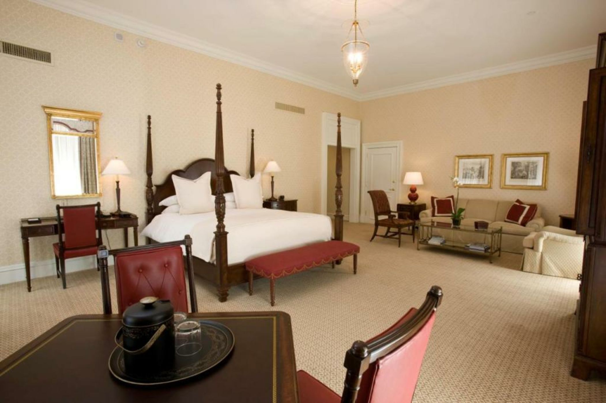 Capital Hotel