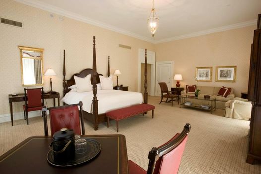 Capital Hotel