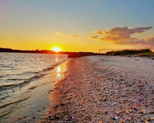 Sandaway Suites & Beach