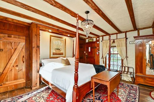Prospect Hill Inn & Restaurant