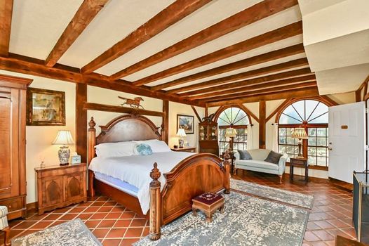 Prospect Hill Inn & Restaurant