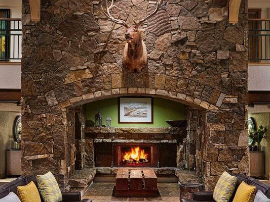 Fairmont Heritage Place, Franz Klammer Lodge