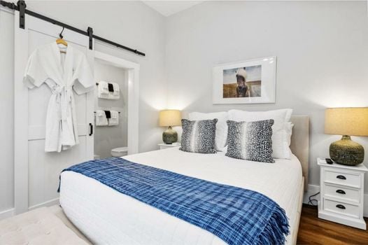 Lambert's Cove Inn & Resort