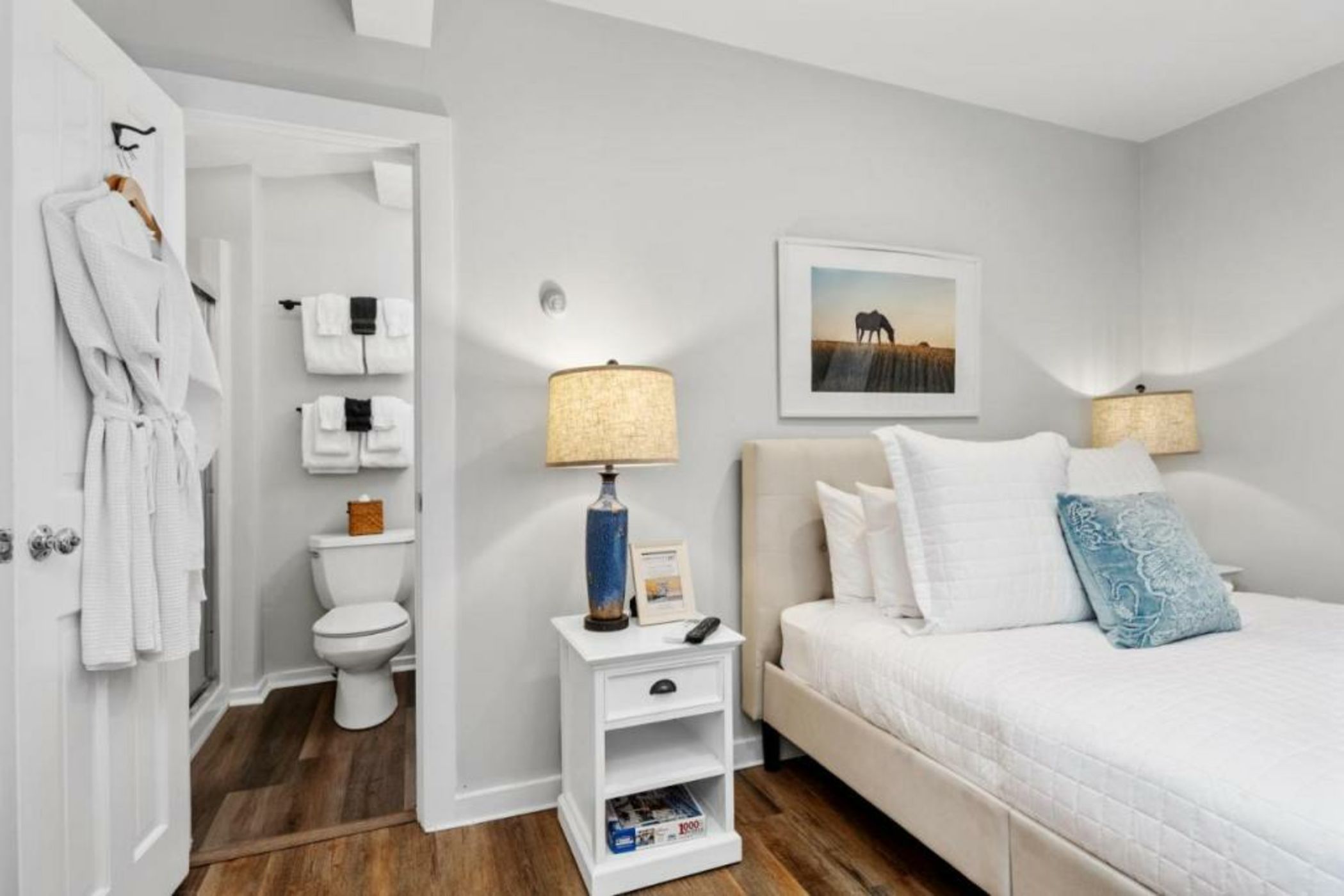 Lambert's Cove Inn & Resort