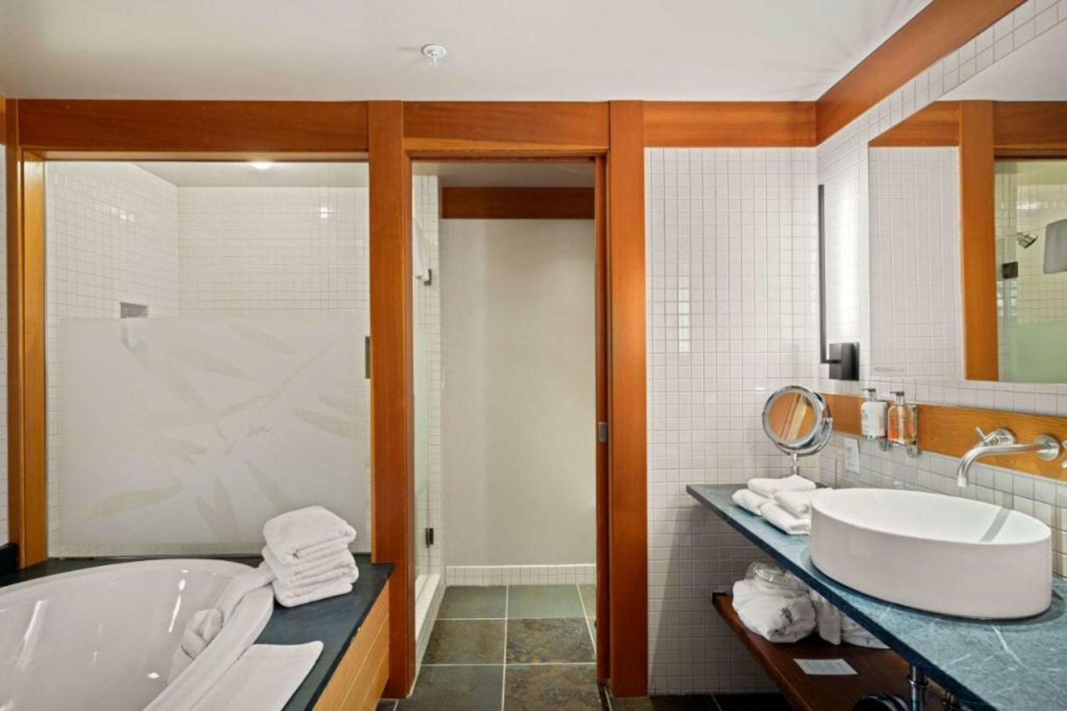 Willows Lodge