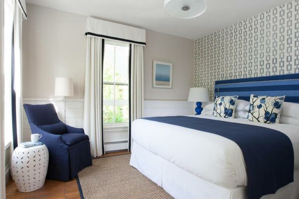 76 Main Ink Press Hotel
