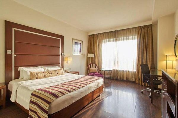 Royal Orchid Central, Pune