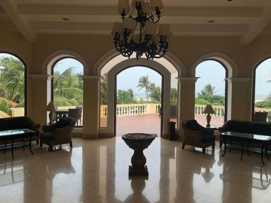 The Hans Coco Palm Beachfront Resort