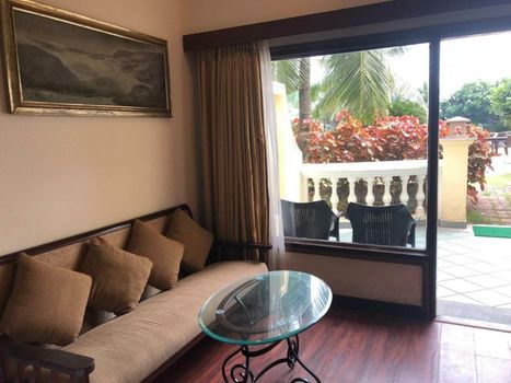 The Hans Coco Palm Beachfront Resort