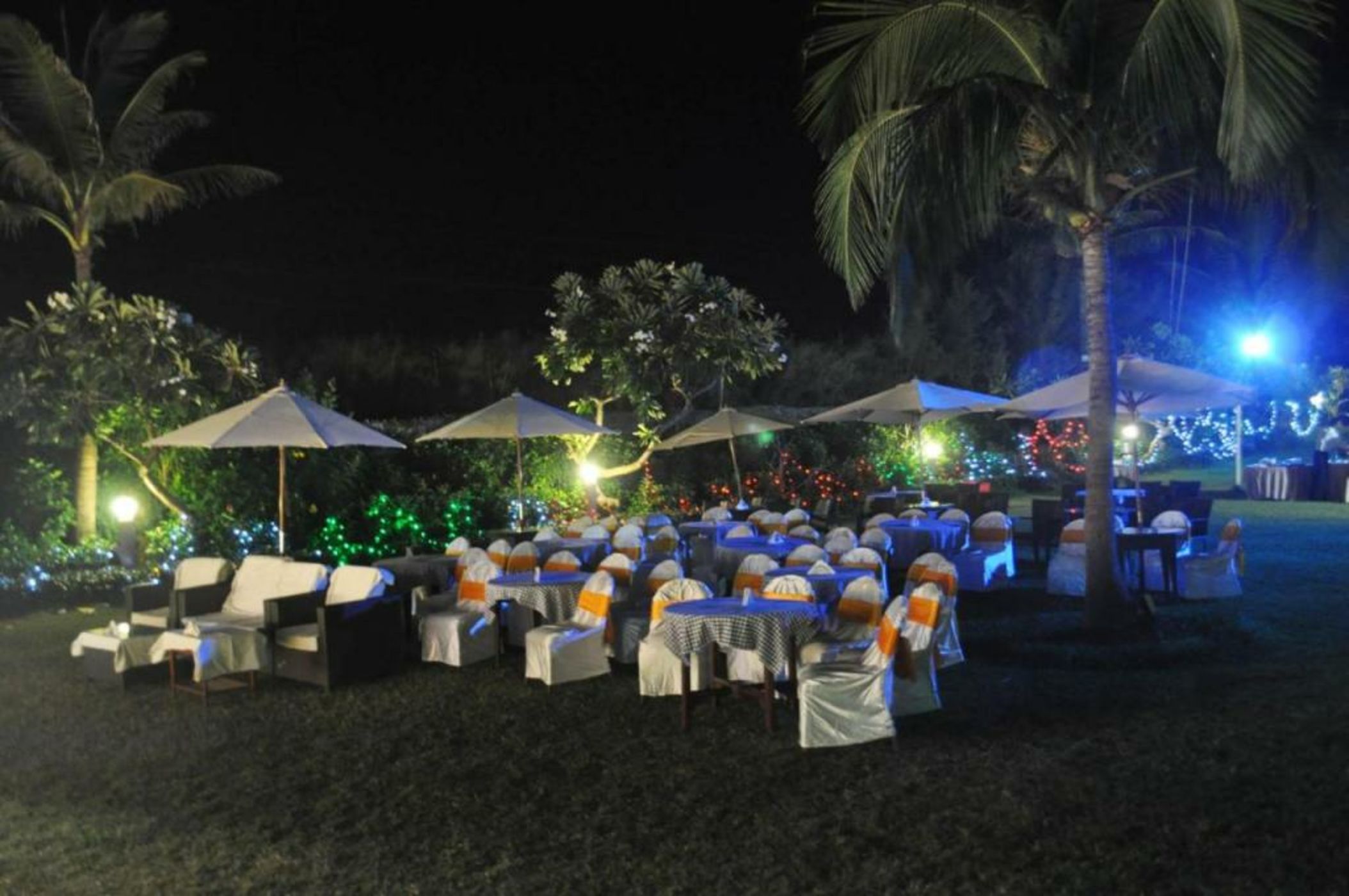 The Hans Coco Palm Beachfront Resort
