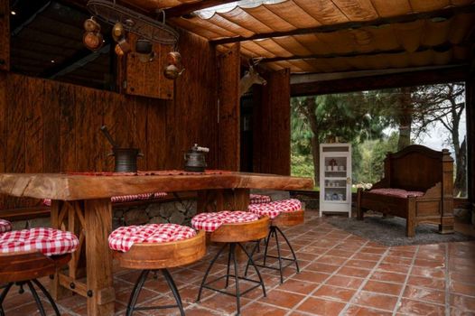 Hacienda Hostería Dos Chorreras