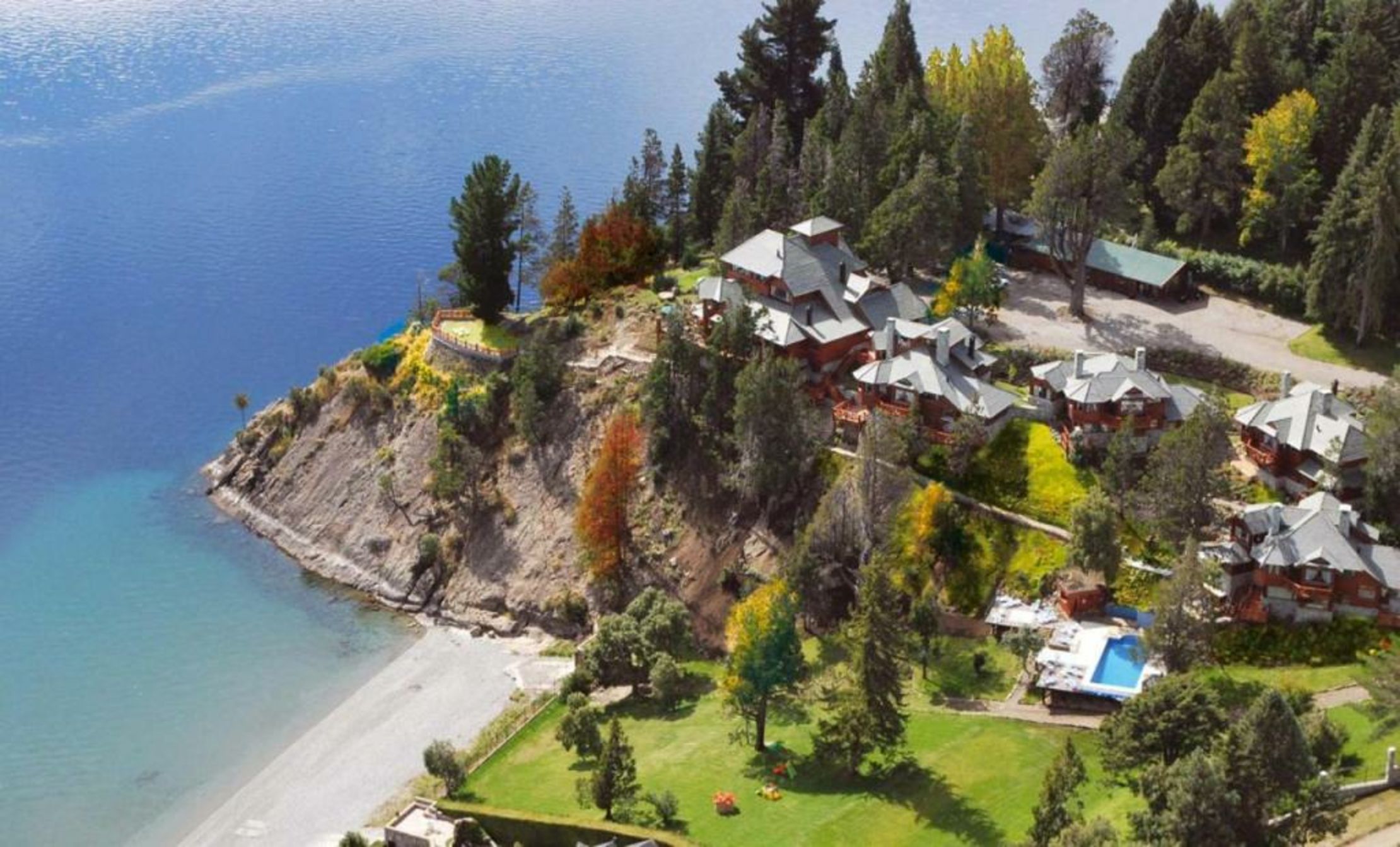 Charming Residences & Suites with Private Spa